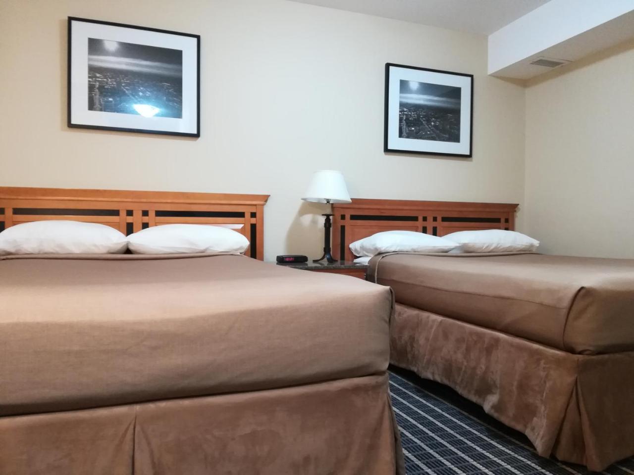 Medicine Hat Inn & Suites Екстериор снимка